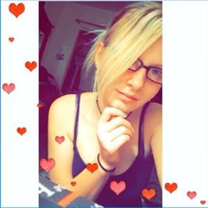 Meet your Posher, Casey